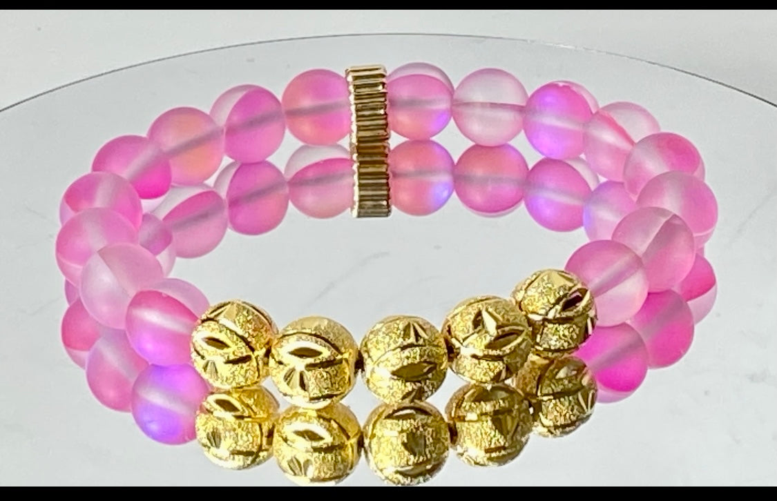 Glimmering Stardust: A Dazzling 10mm Gold and Gemstone Bracelet